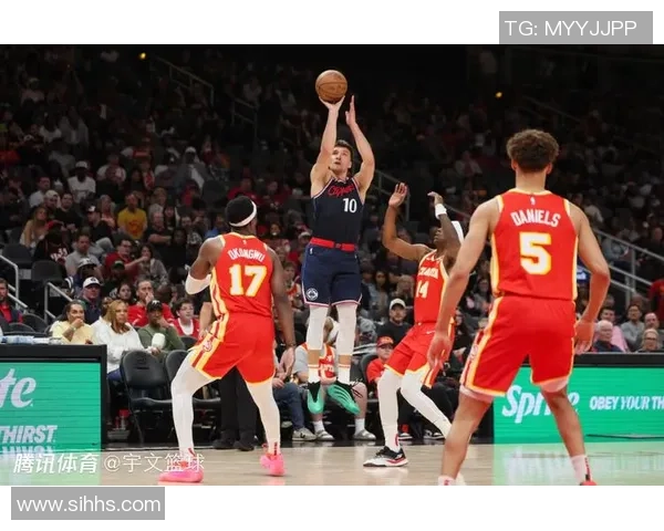 老鹰与快船精彩对决全场回放带你重温比赛高潮时刻